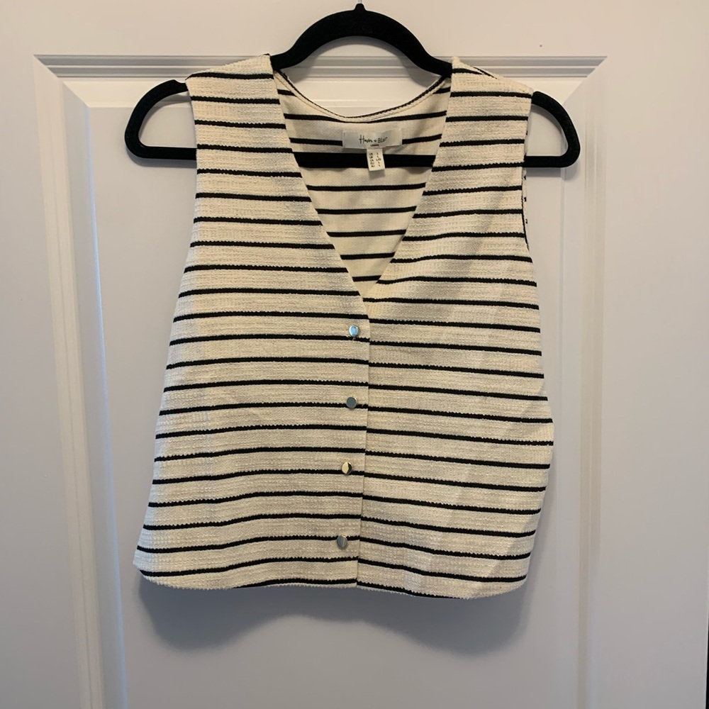 Striped Cropped Button Vest in Black & Cream size L